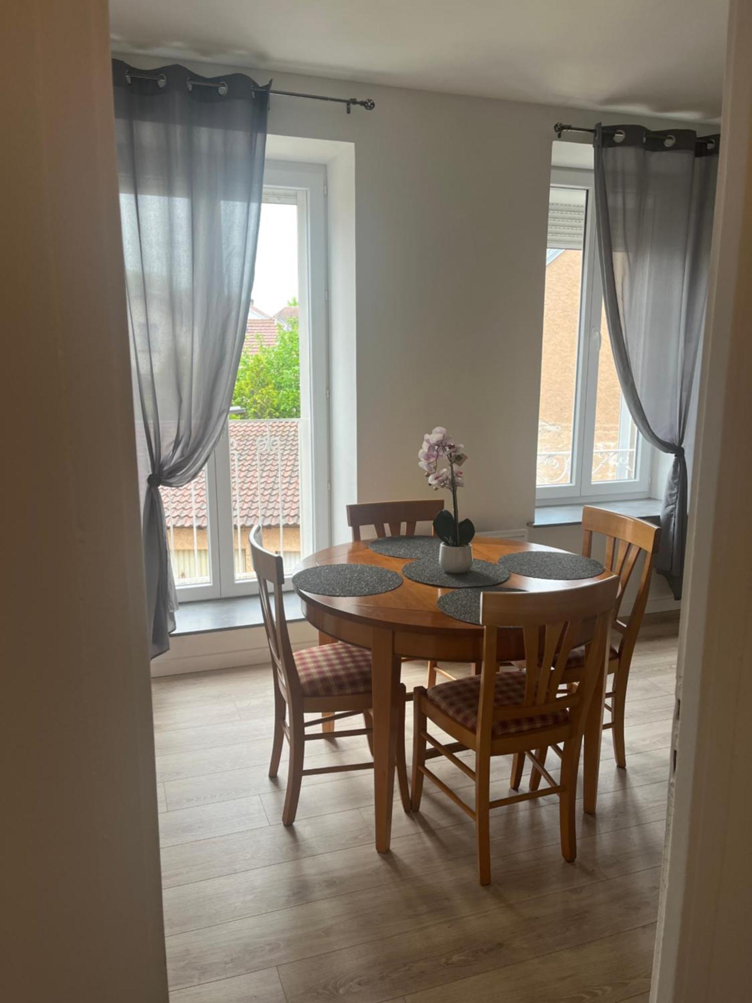 Appartement 2 Chambres Centre-Ville Lure  Luaran gambar